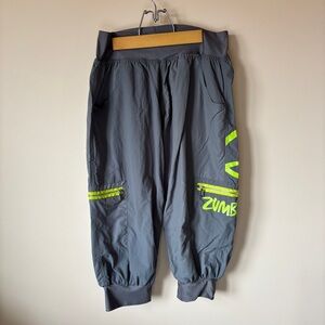 Y2K Zumba Fitness Gray & Neon Green Athletic Capri Baggy Shorts Dance Workout